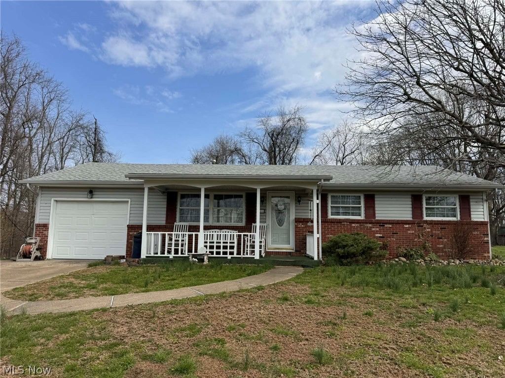 Photo of 188 Williams Boulevard, Wintersville, OH 43953 (MLS # 5197425)