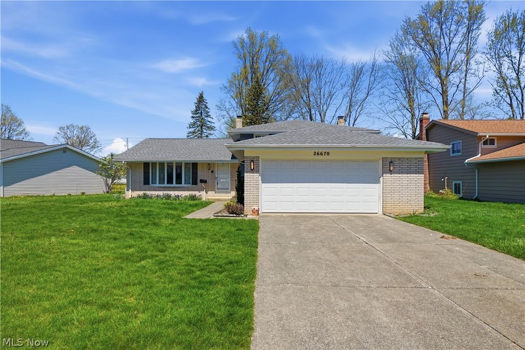 Photo of 26670 FAIRFAX Lane, North Olmsted, OH 44070 (MLS # 5202502)