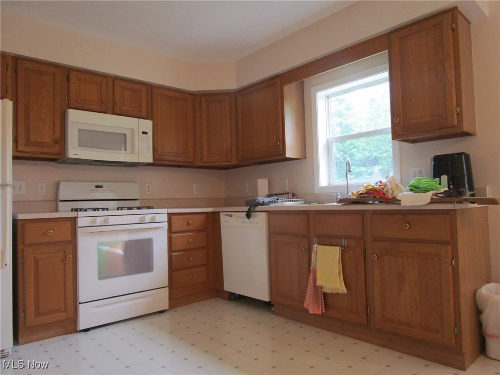 5153 New London Road, Geneva, Ohio image 10