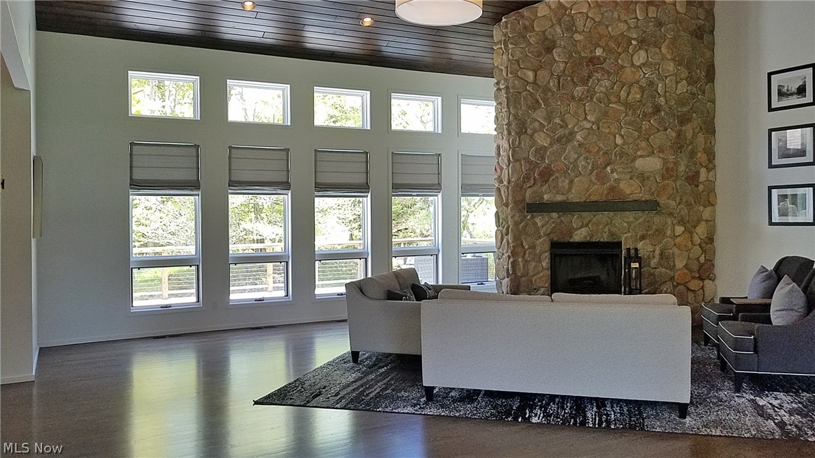 Pinebrook Estates - Residential