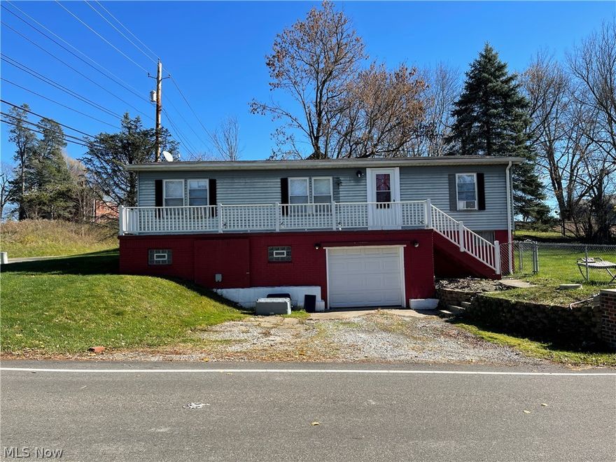 CUTE 3 BEDROOM 2 FULL BATH  ON A CORNER LOT ON  POGUE ROAD !!!!!!!!
iNSIDE OFFERS NEW FLOORING AND CERAMIC FLOOR IN THE KITCHEN, LAUNDRY ROOM AND BOTH BATHROOMS.
PLENTY NOF ROOM IN LARGE LIVING ROOM THAT IS OPEN TO THE DINING ROOM.
OUTSIDE HAS A GREAT BACK YARD THAT IS ALL FENCED IN AND HAS A LARGE 2 CAR GARAGE.
BASEMENT ARE HAS A 1 CAR GARAGE AND THE OTHER HALF IS ALL STORAGE AREA.
CALL TODAY FOR YOR PRIVATE VIEWING.