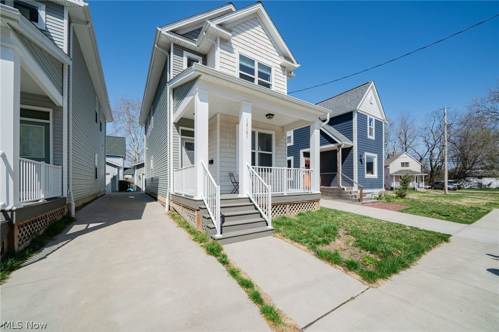 Photo of 12101 Wade Park Avenue, Cleveland, OH 44106 (MLS # 5191941)