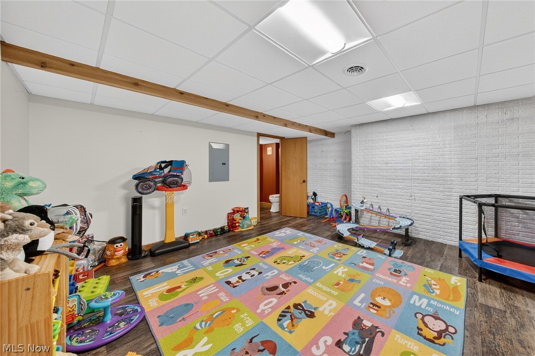 Roaming Shores - Residential