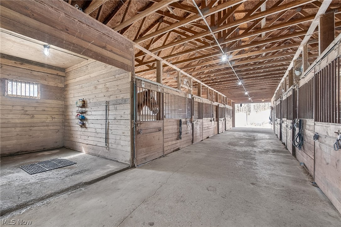 Roaming Shores - Residential