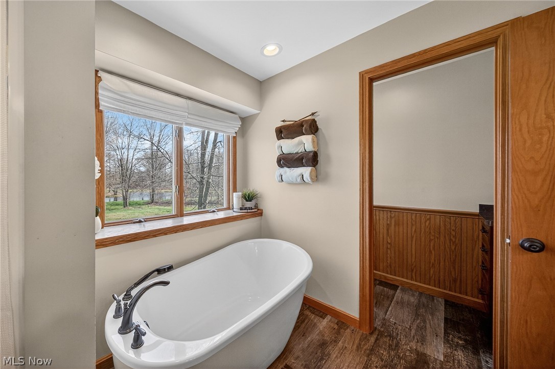 Roaming Shores - Residential