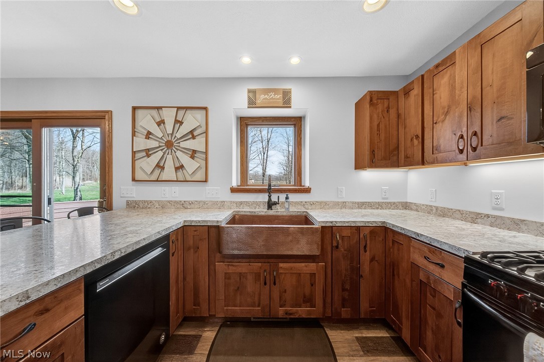 Roaming Shores - Residential