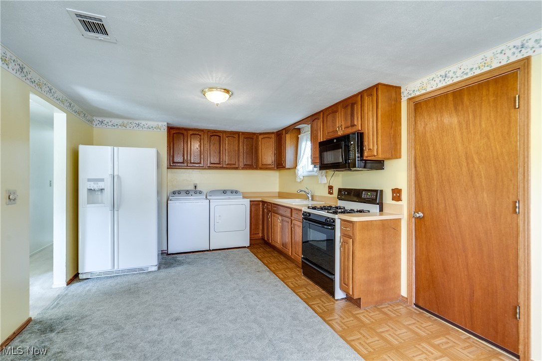 Briar Root Manor - Residential