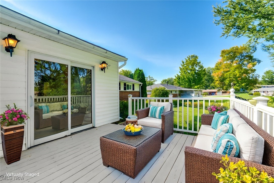 Briar Root Manor - Residential