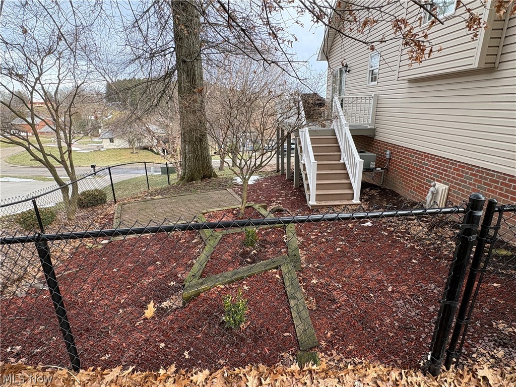 CAMLIN CONDOMINIUMS AT WESTRIDGE SUBDIVISION - Residential