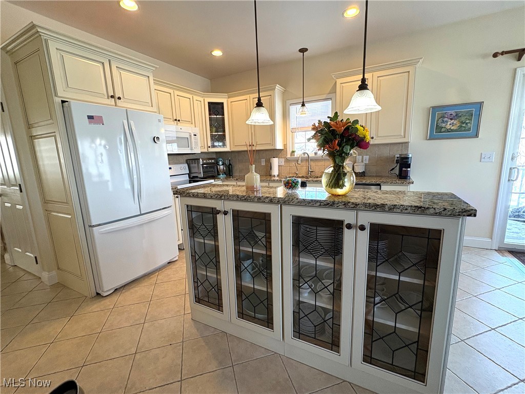 CAMLIN CONDOMINIUMS AT WESTRIDGE SUBDIVISION - Residential