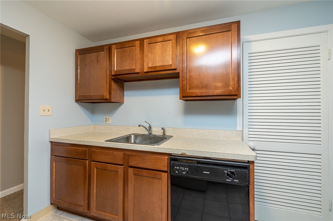 Roman Gardens Condo - Residential