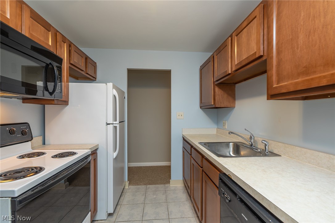 Roman Gardens Condo - Residential