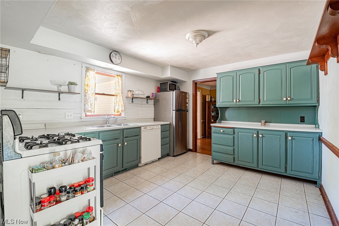 Applewood Acres - Residential