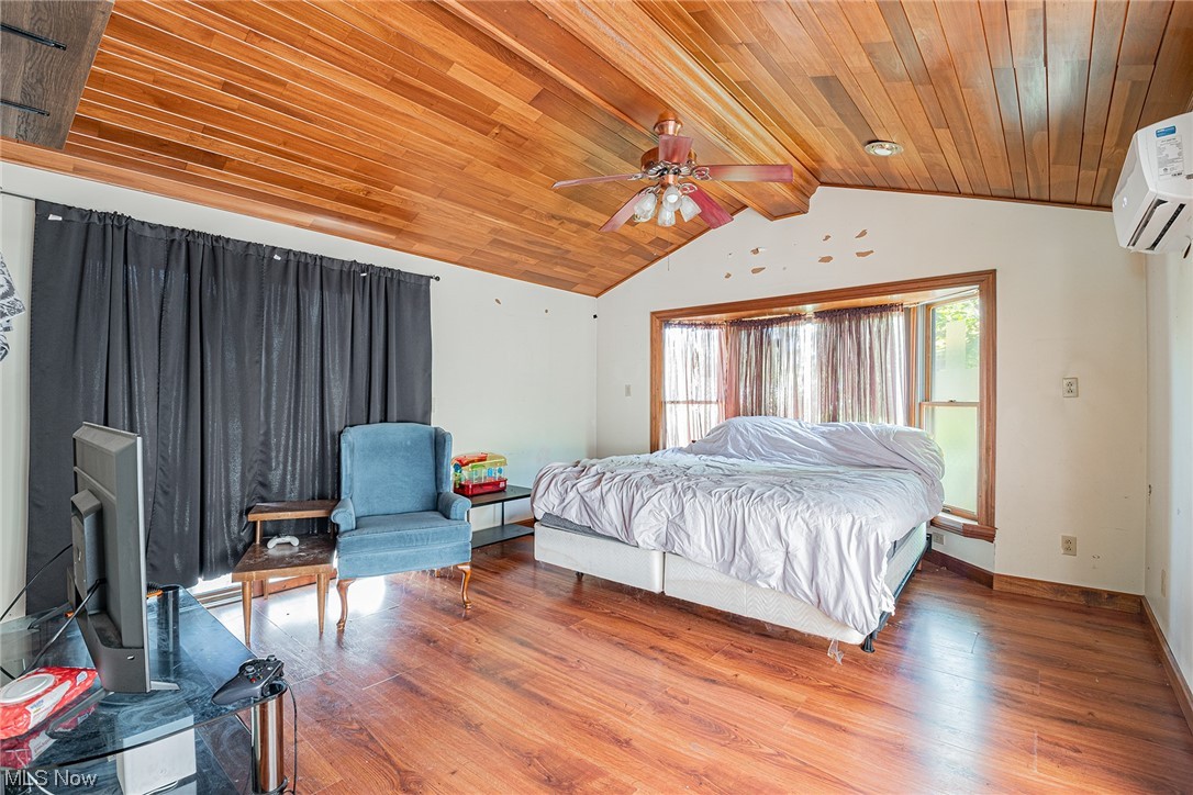 Applewood Acres - Residential