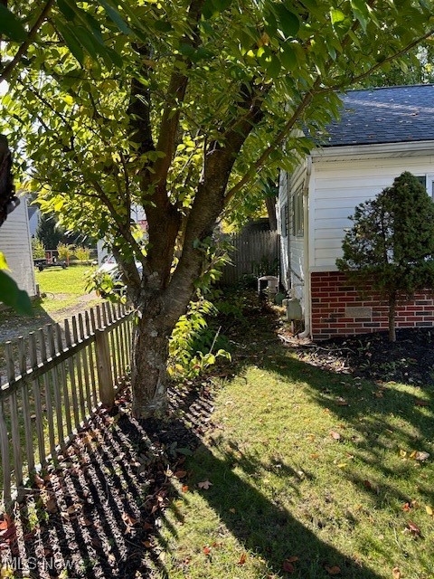 7402 Rockingham Road, Mentor, Ohio image 3