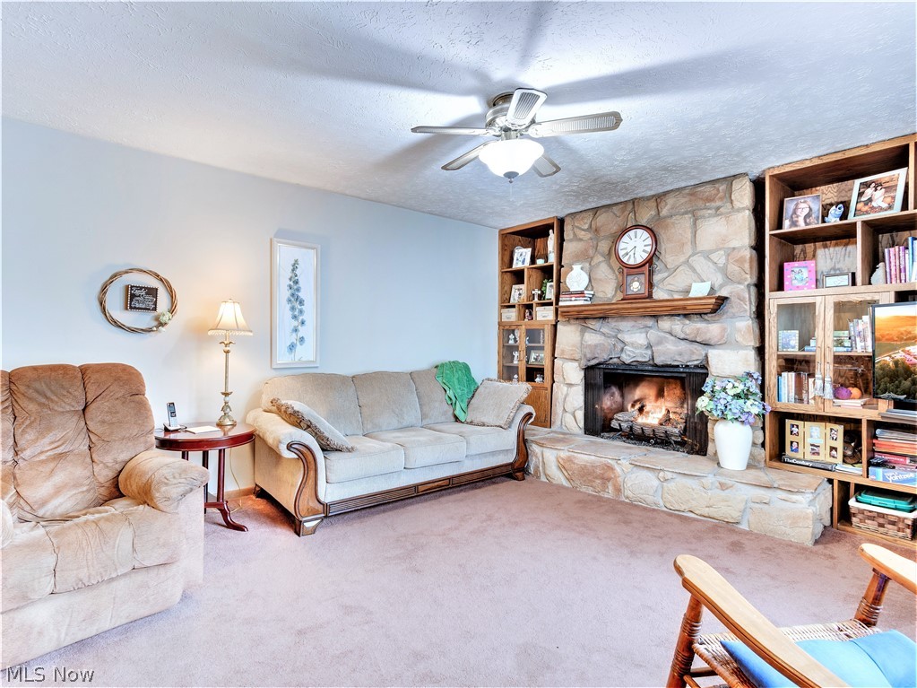 Country Club Twnhs North Condo - Residential