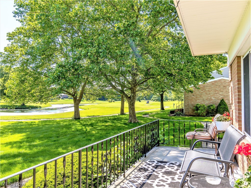 Country Club Twnhs North Condo - Residential