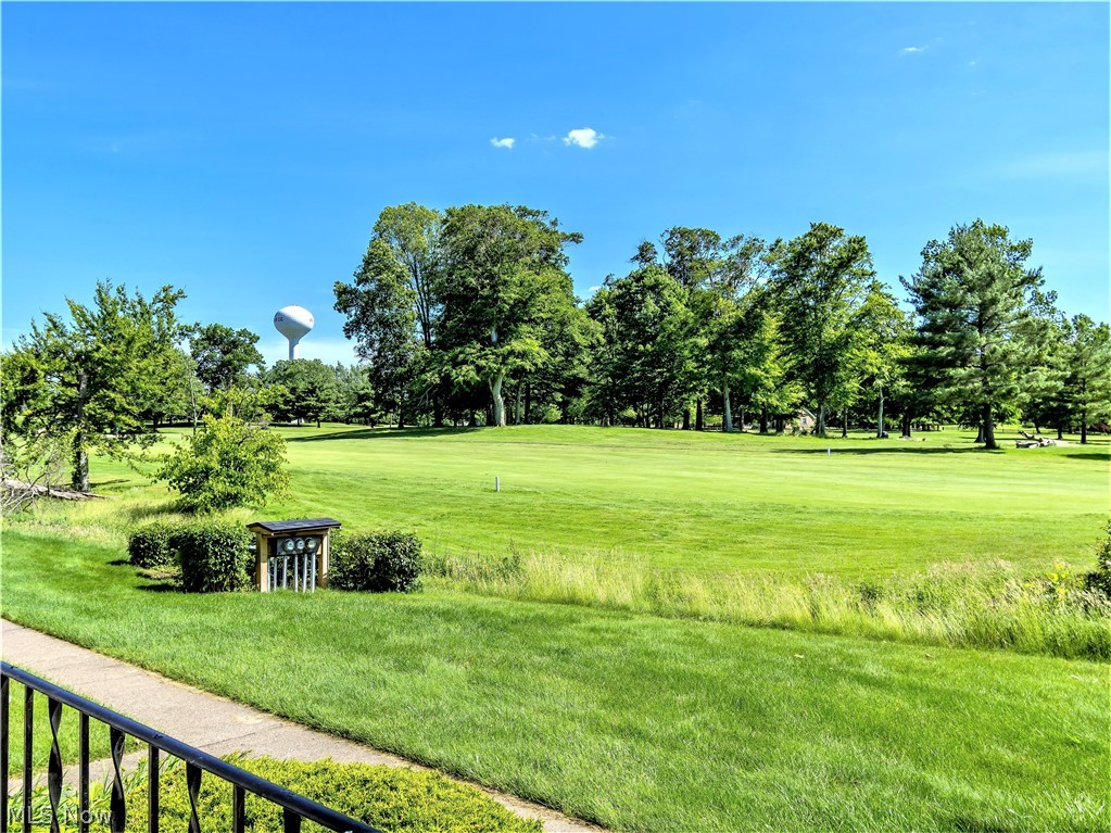 Country Club Twnhs North Condo - Residential