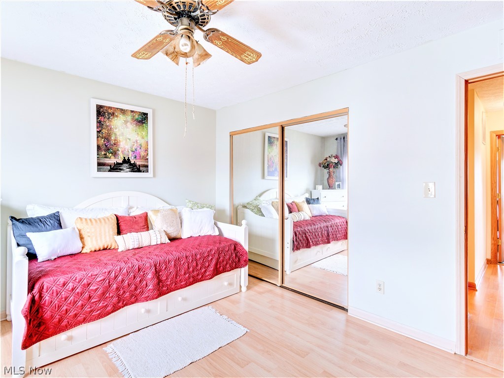 Country Club Twnhs North Condo - Residential