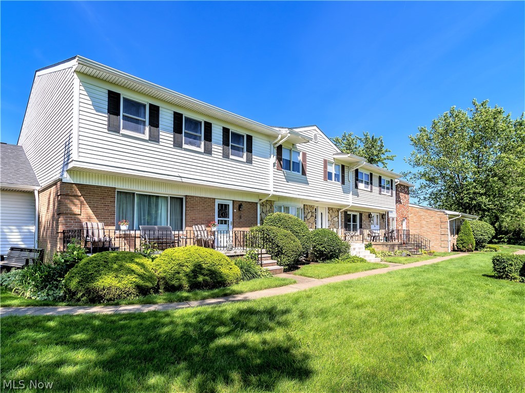 Country Club Twnhs North Condo - Residential