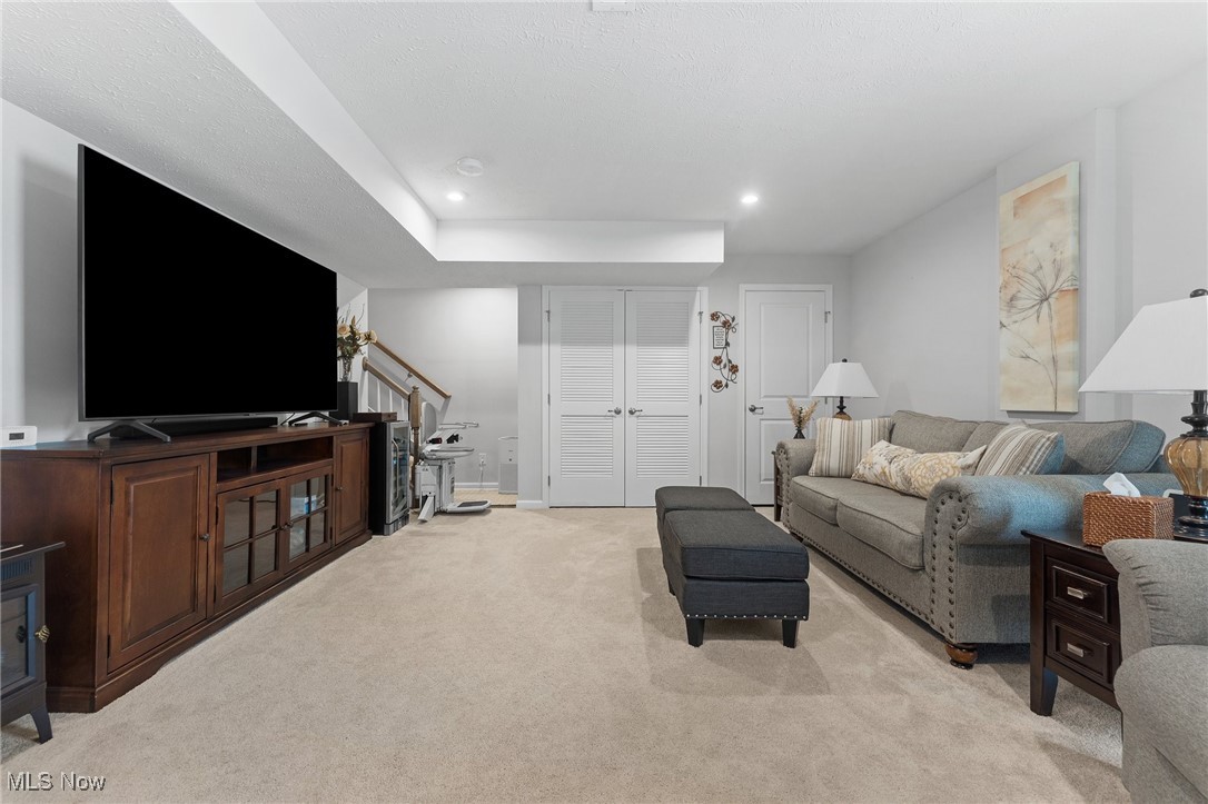 4006 N Steels Circle, Stow, Ohio image 30