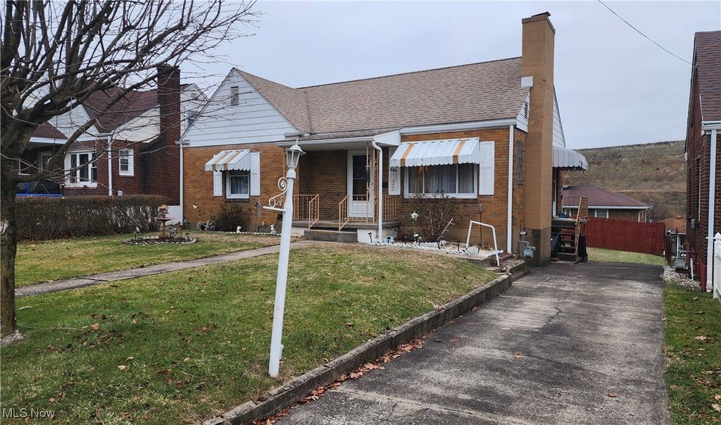 Photo of 643 Western Avenue, Mingo Junction, OH 43938 (MLS # 5177154)