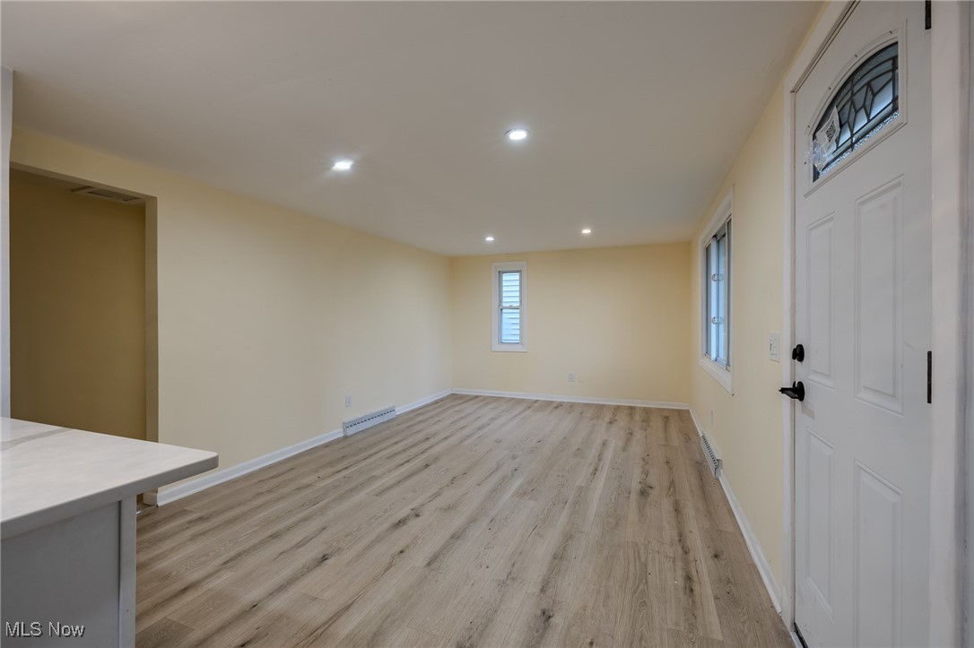 34690 Beach Park Avenue, Eastlake, Ohio image 3