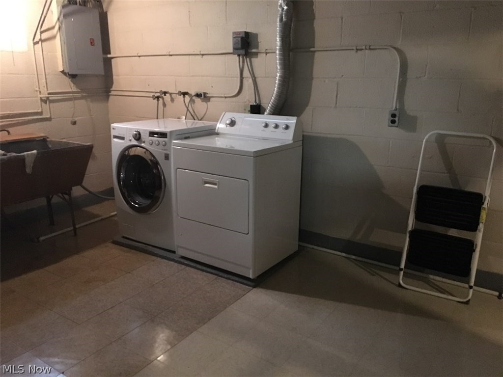 Lyndhurst Mdws 04 - Residential Lease