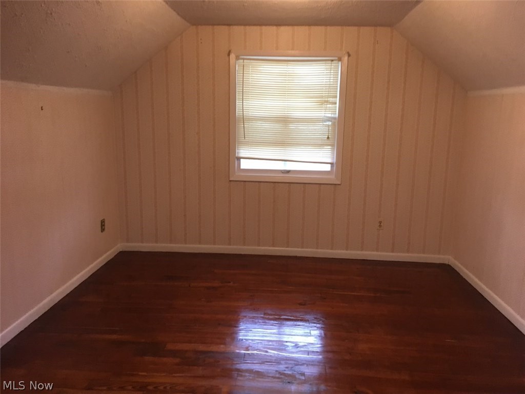 Lyndhurst Mdws 04 - Residential Lease