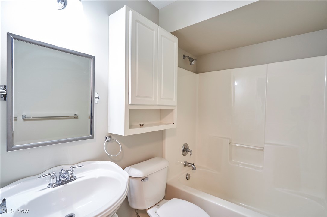The Retreat At Rivers Edge Condo - Residential