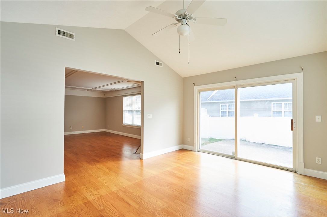 The Retreat At Rivers Edge Condo - Residential