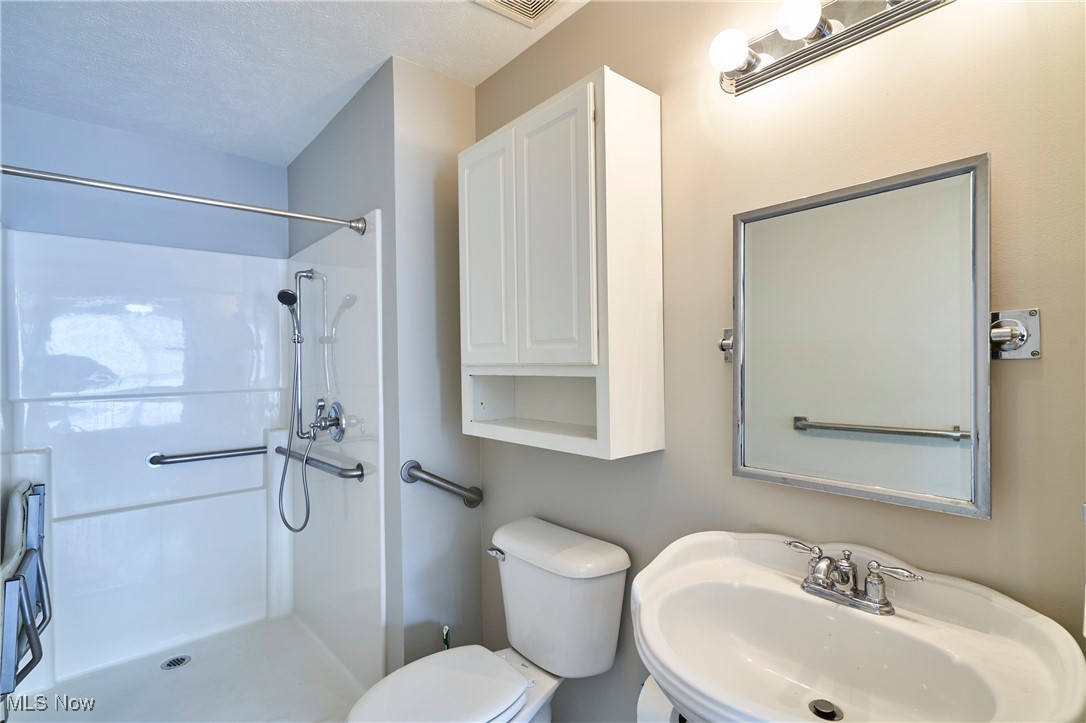 The Retreat At Rivers Edge Condo - Residential