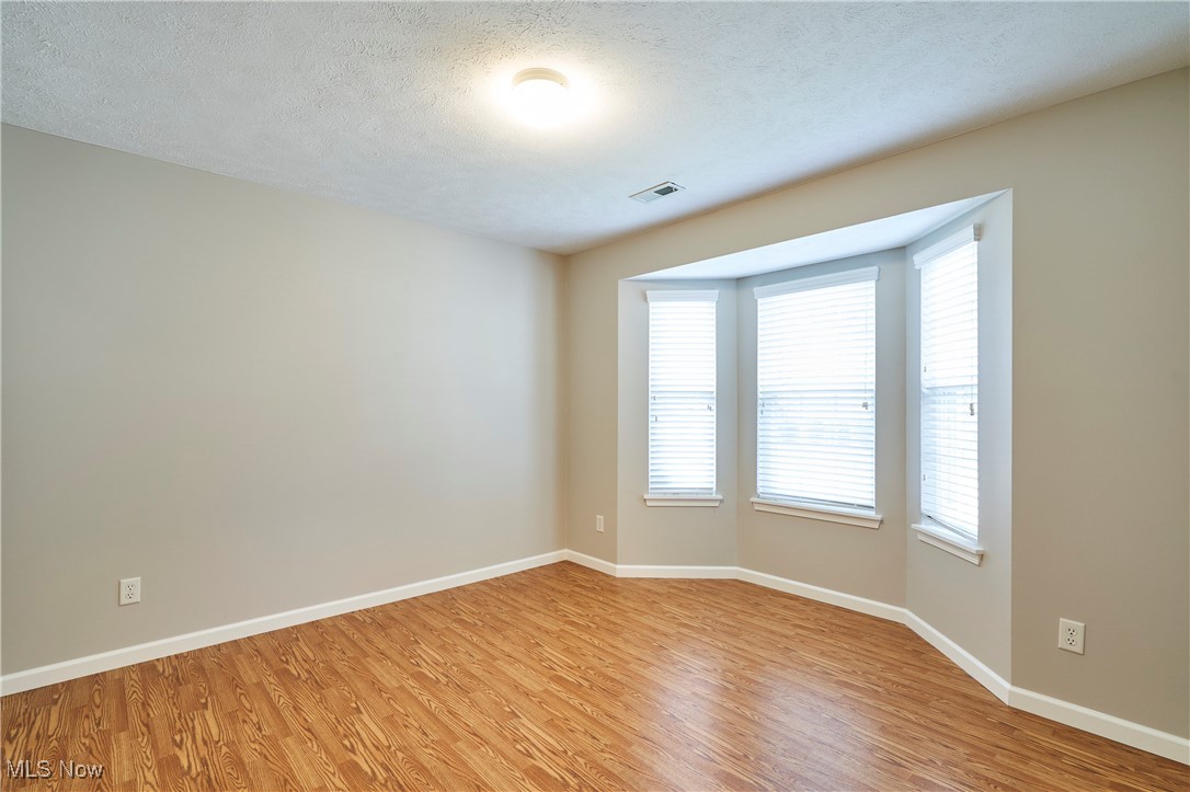 The Retreat At Rivers Edge Condo - Residential