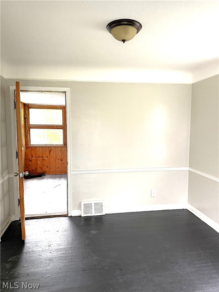 J H Sargents - Residential