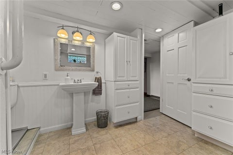 Tiny photo for 82 Ward Avenue, New Middletown, OH 44442 (MLS # 5239769)