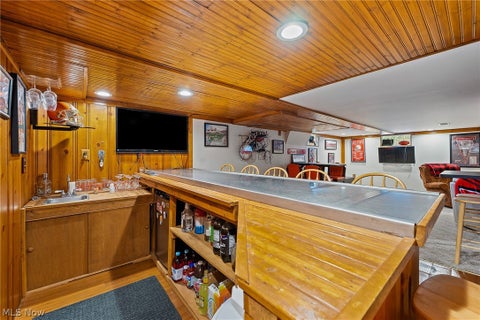 Tiny photo for 82 Ward Avenue, New Middletown, OH 44442 (MLS # 5239769)