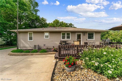 Tiny photo for 82 Ward Avenue, New Middletown, OH 44442 (MLS # 5239769)