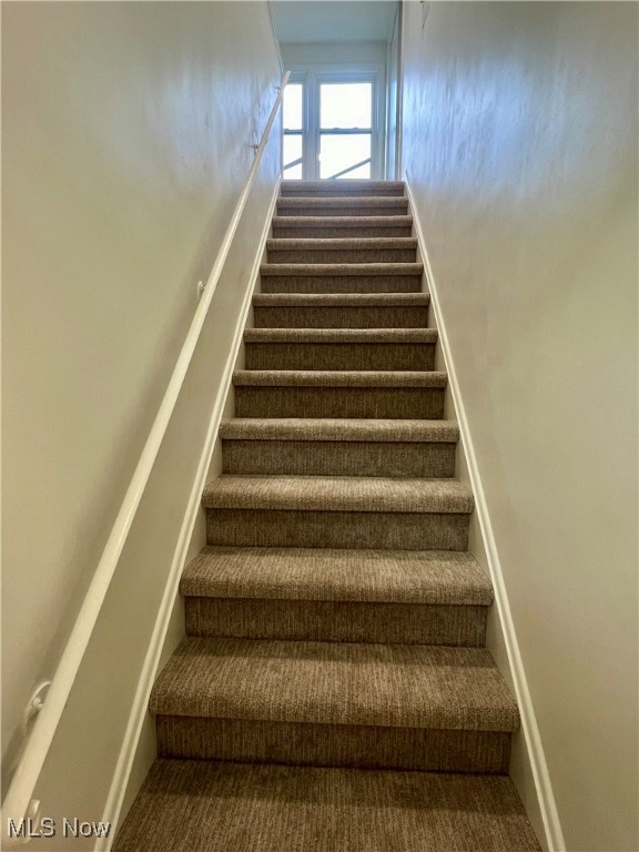 University Pkwy Resub 01 - Residential Lease