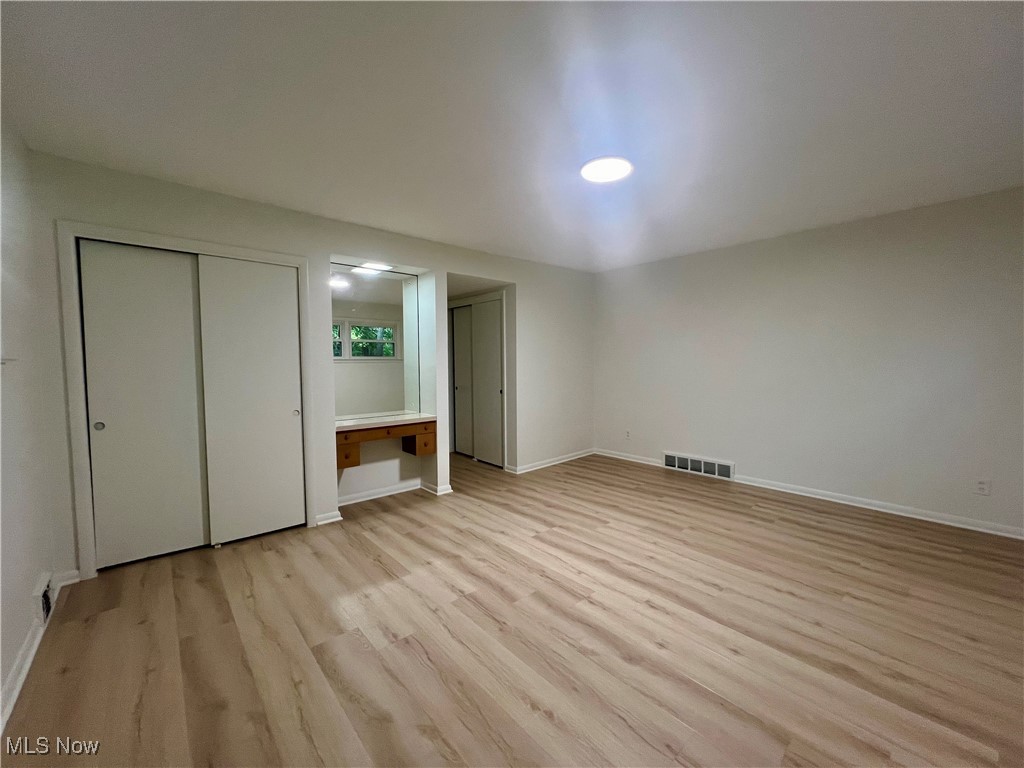 University Pkwy Resub 01 - Residential Lease