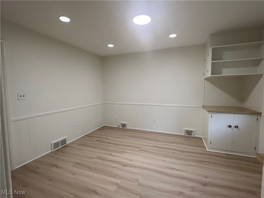 University Pkwy Resub 01 - Residential Lease