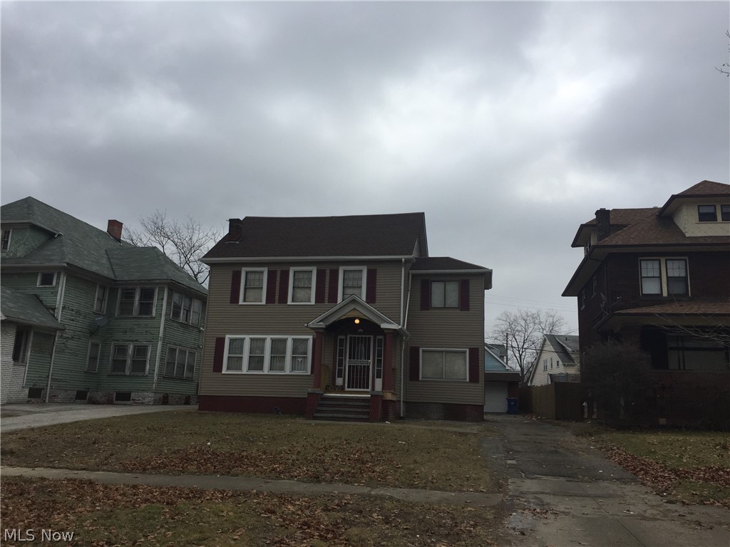 East Blvd - Residential Income