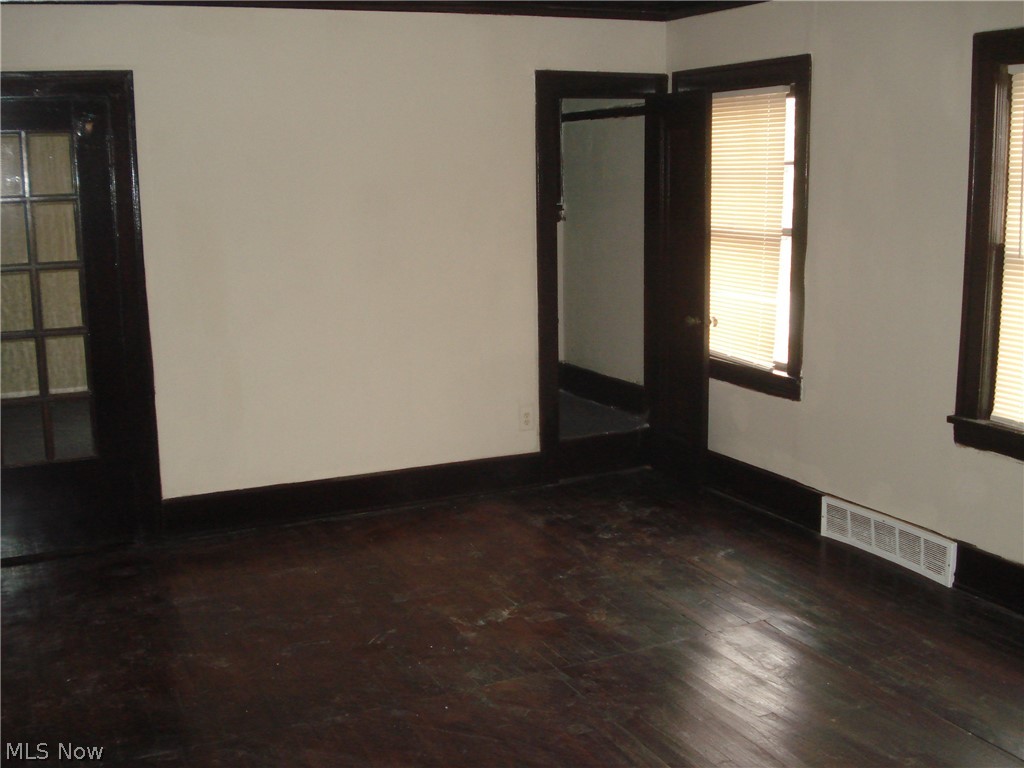 East Blvd - Residential Income