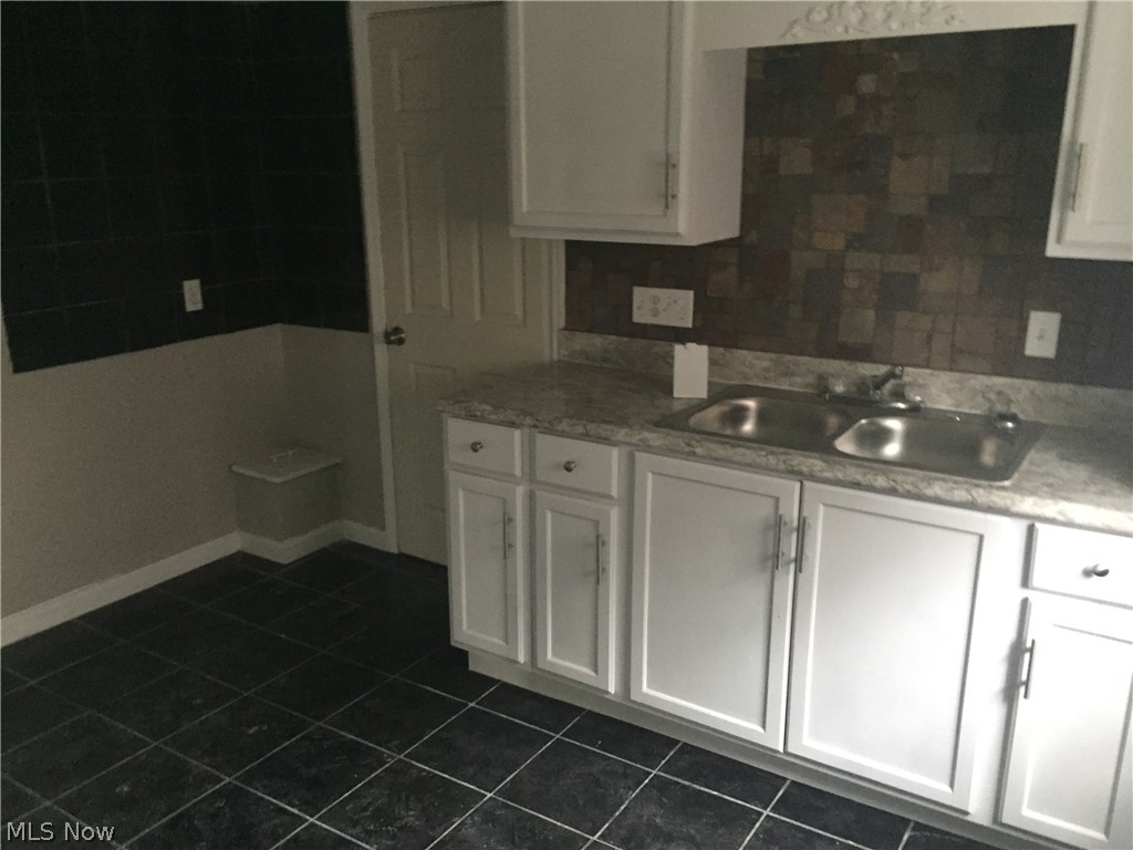 East Blvd - Residential Income