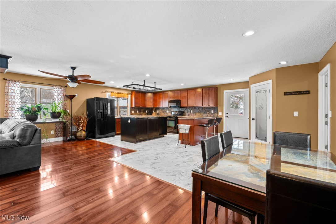 Aurora Shores Sub #11 - Residential