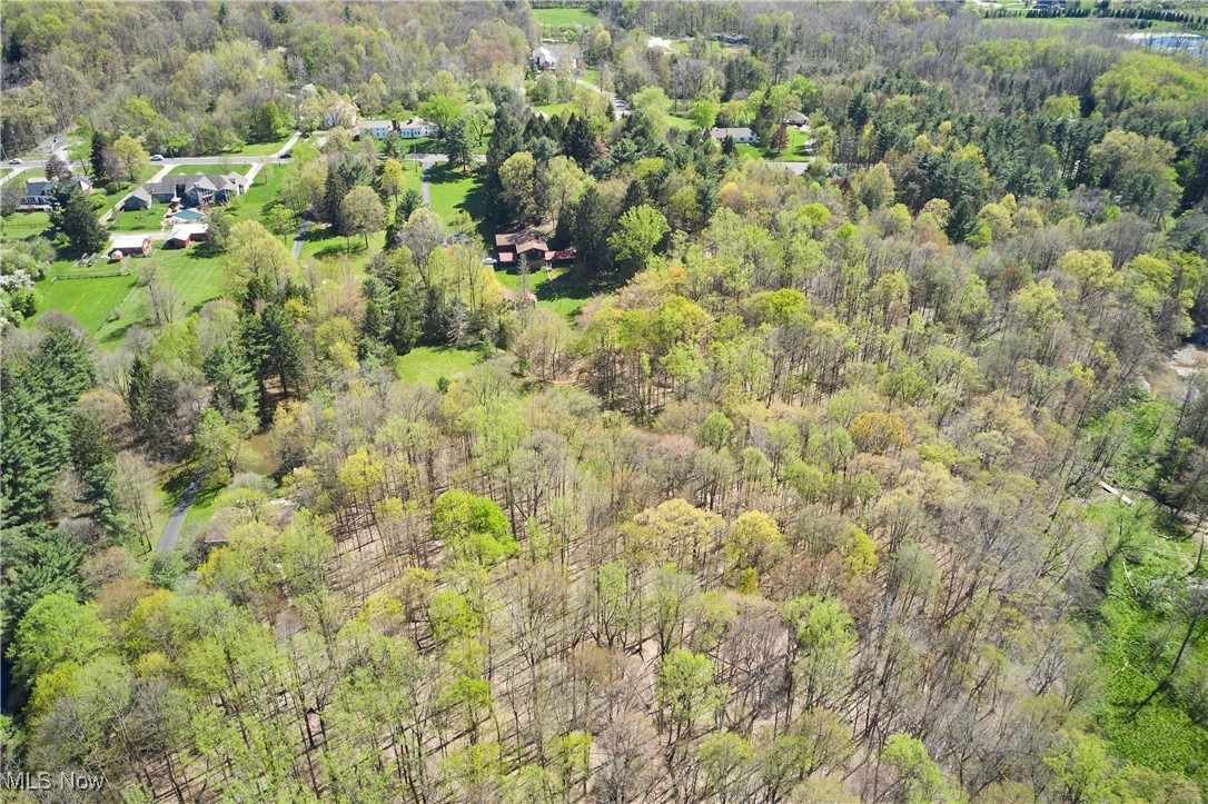 Richfield, Ohio 44286, United States, 3 Bedrooms Bedrooms, ,2 BathroomsBathrooms,Residential,Pending,125193