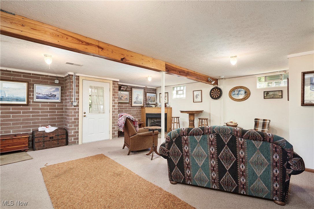 Richfield, Ohio 44286, United States, 3 Bedrooms Bedrooms, ,2 BathroomsBathrooms,Residential,Pending,125193