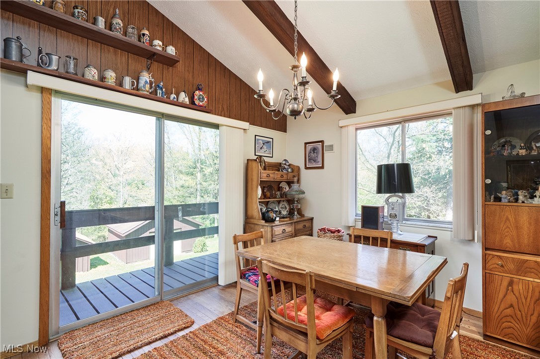 Richfield, Ohio 44286, United States, 3 Bedrooms Bedrooms, ,2 BathroomsBathrooms,Residential,Pending,125193