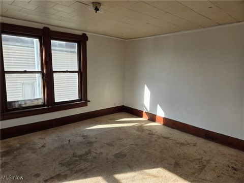 Tiny photo for 749 Greene Street, Marietta, OH 45750 (MLS # 5179875)