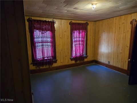 Tiny photo for 749 Greene Street, Marietta, OH 45750 (MLS # 5179875)