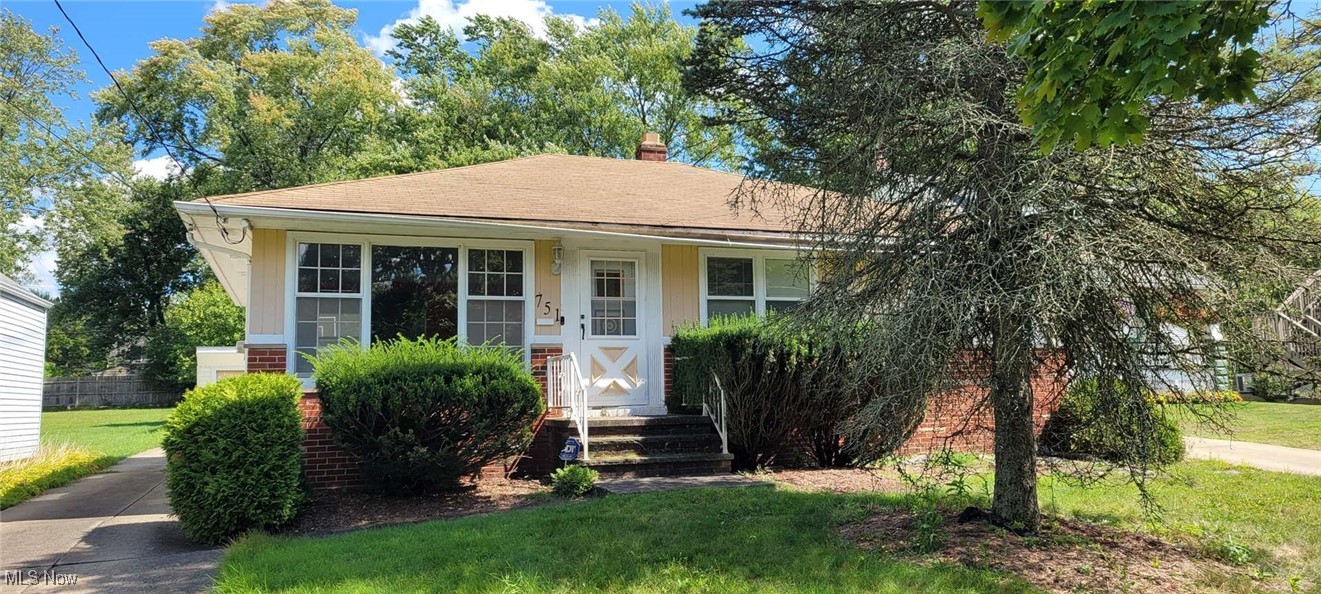 3 bedroom ranch in the heart of Bedford is waiting for it's new owners. There is a full partially finished basement, a 2 car garage and a spacious backyard with cement patio. Minutes from cleveland Metro Parks Bedford Reservation. Come and make it your own today!